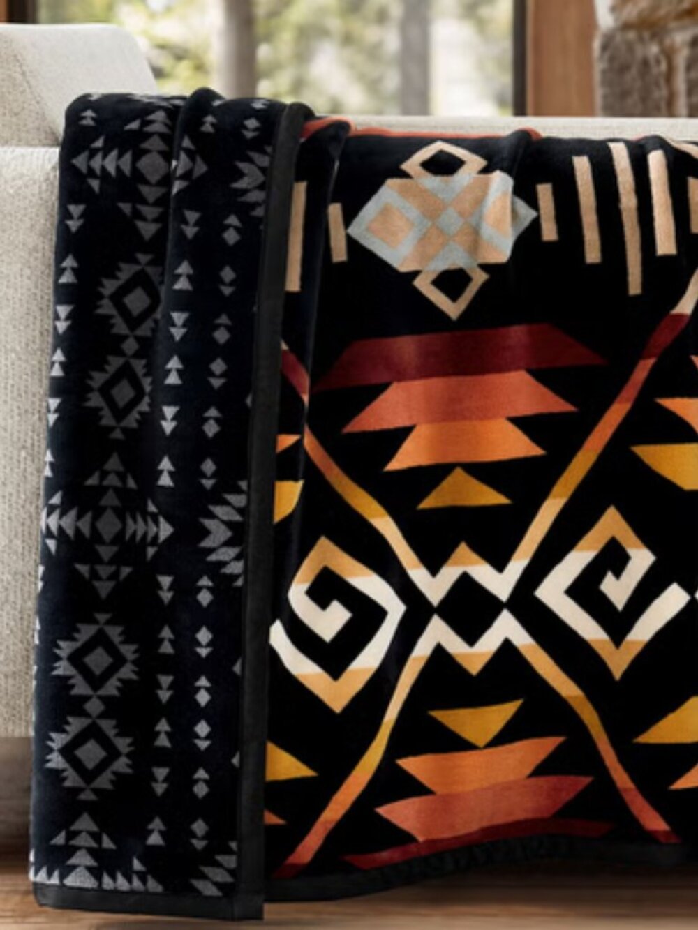 Pendleton Southwest Native Throw Blanket  NEW